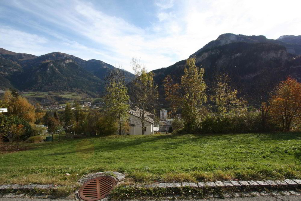 8 Zimmer Haus zum verkaufen in Thusis - Bild 1/11