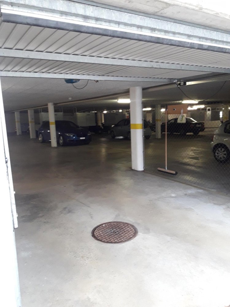 Parcheggio, garage di null locali in affitto a Schaffhausen - immagine 1/1
