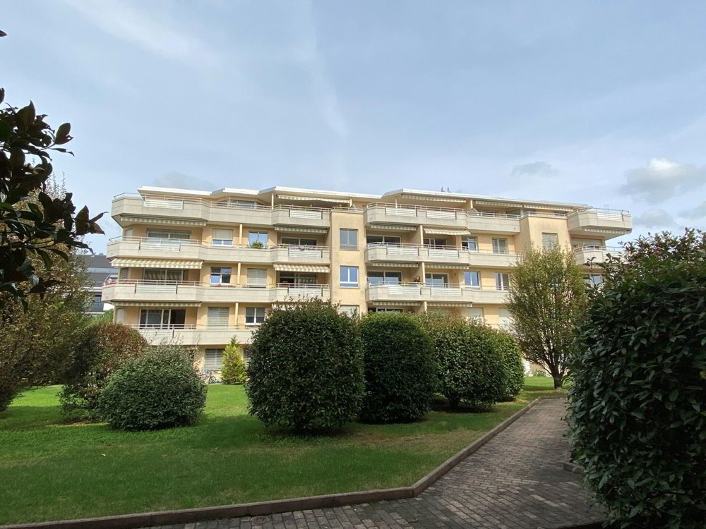 Parcheggio, garage di null locali in affitto a Pully - immagine 1/1