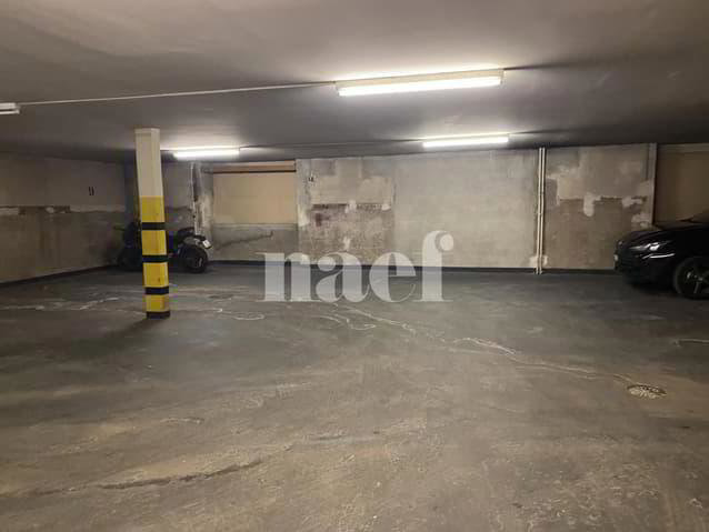 Parking, garage null pièces à louer à La Chaux-de-Fonds - image 1/1