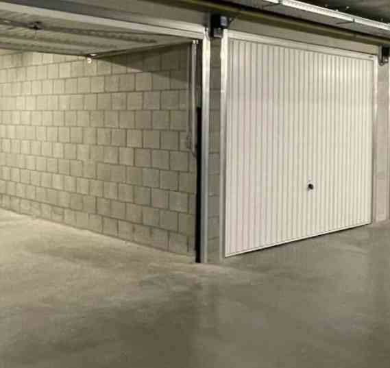 null Zimmer Parkplatz, Garage zu vermieten in Oberdorf BL - Bild 1/1