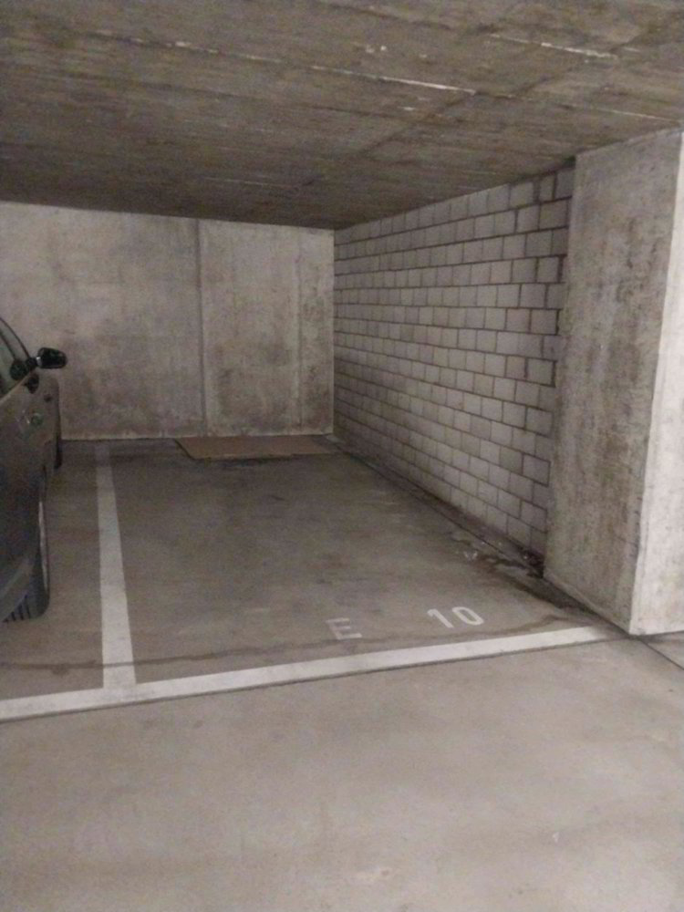 Parking, garage null pièces à louer à Bad Zurzach - image 1/2