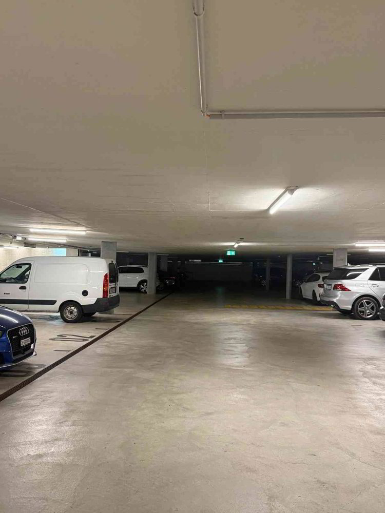 Parcheggio, garage di null locali in affitto a Opfikon - immagine 1/2
