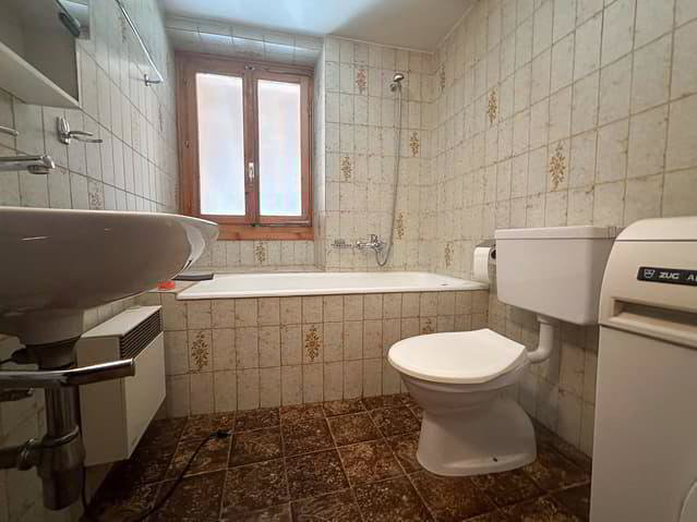 Casa di 5.5 locali in vendita a Levron - immagine 1/13