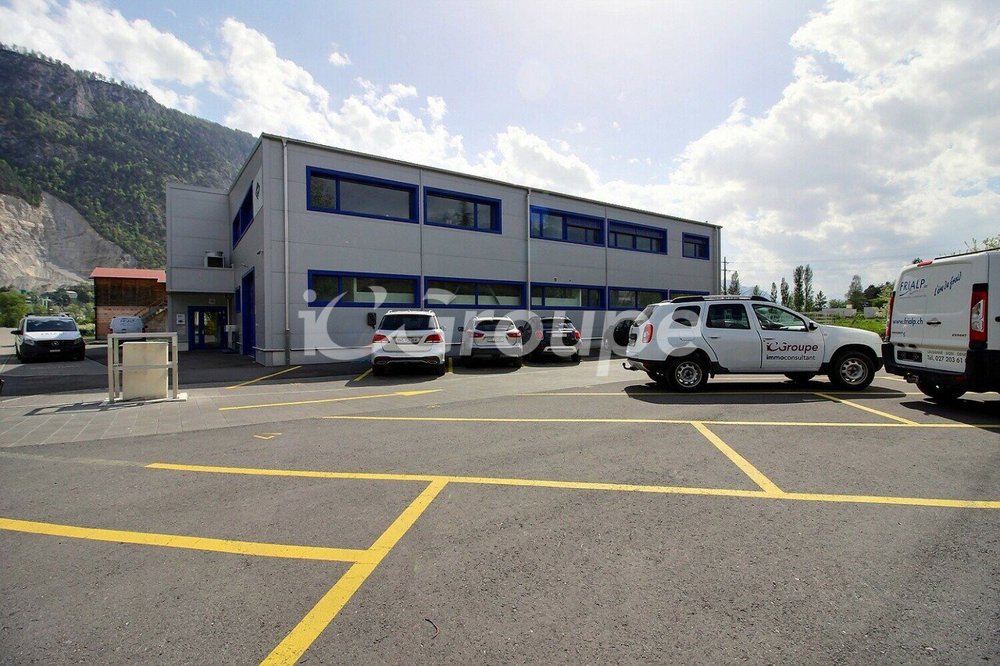 Ufficio & Commercio di null locali in affitto a St-Léonard - immagine 1/8