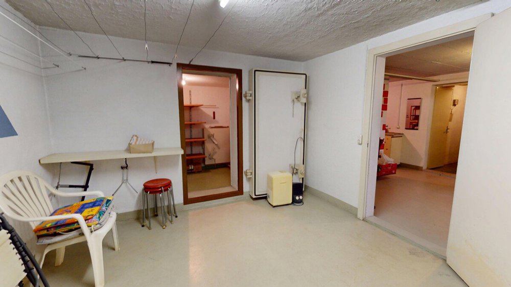 Casa di 4 locali in vendita a Münsingen - immagine 1/13