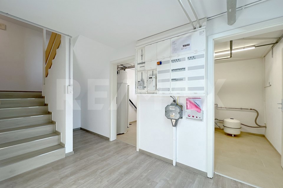 Casa di 5.5 locali in vendita a Menziken - immagine 1/13