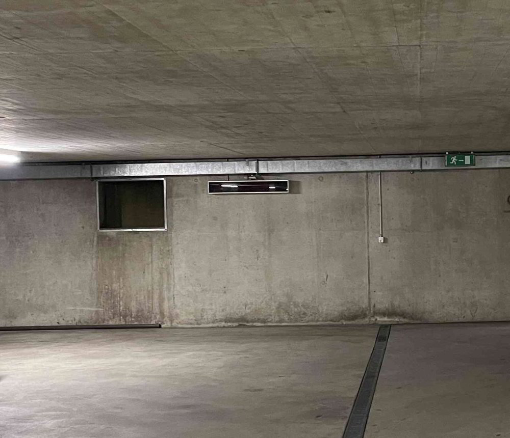 null rooms Car park, garage for rent in Kreuzlingen - image 1/1