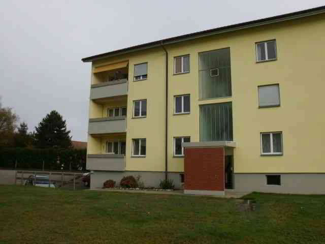 Parcheggio, garage di null locali in affitto a Sutz - immagine 1/2