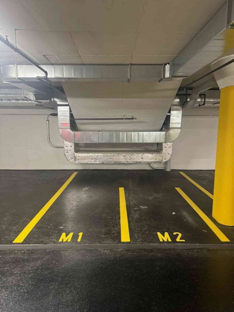 Parking, garage null pièces à louer à Uznach - image 1/1