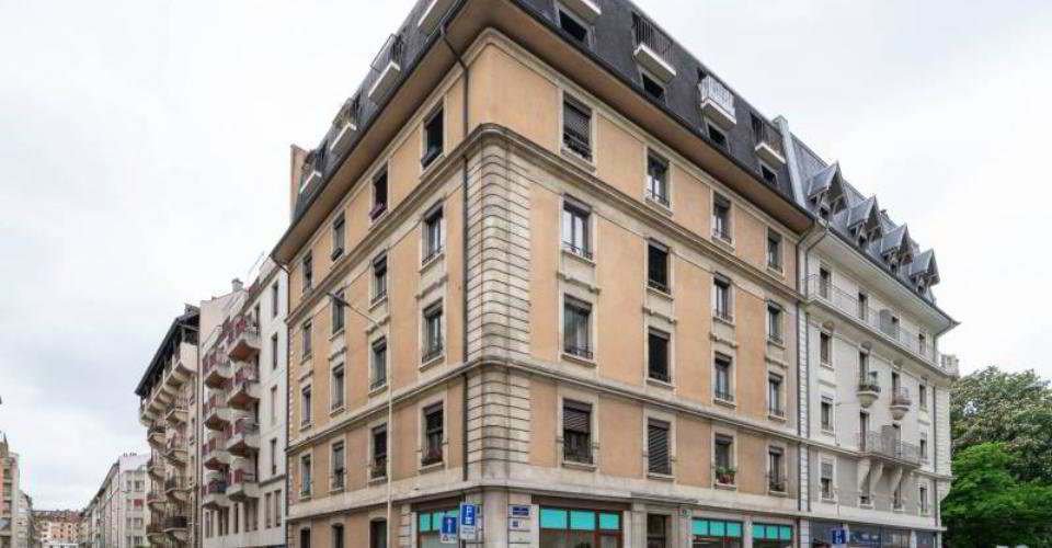 Bureau & Commerce null pièces à louer à Genève - image 1/8