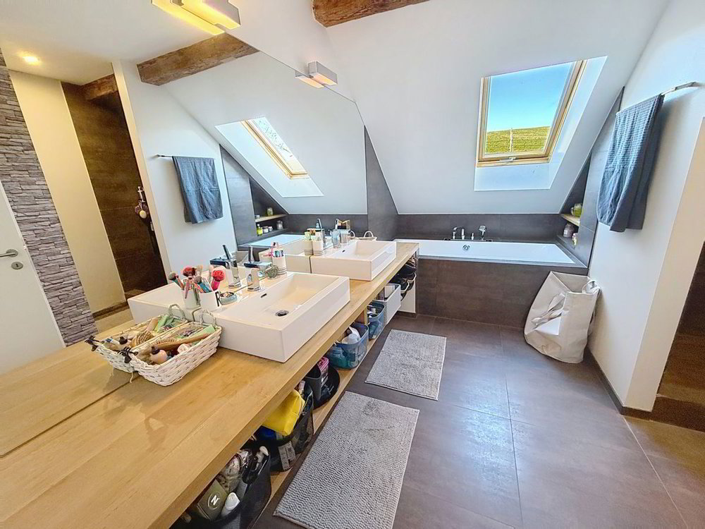 Maison 12 pièces à acheter à Chez-le-Bart - image 1/13