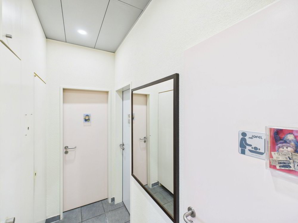 Ufficio & Commercio di 3.5 locali in vendita a Freiburg - immagine 1/10