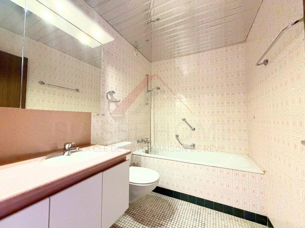 Appartement 3 pièces à acheter à Delémont - image 1/11
