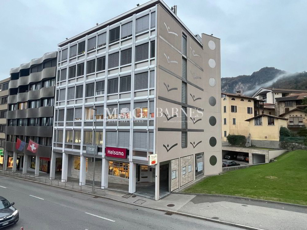 Bureau & Commerce null pièces à acheter à Mendrisio - image 1/2