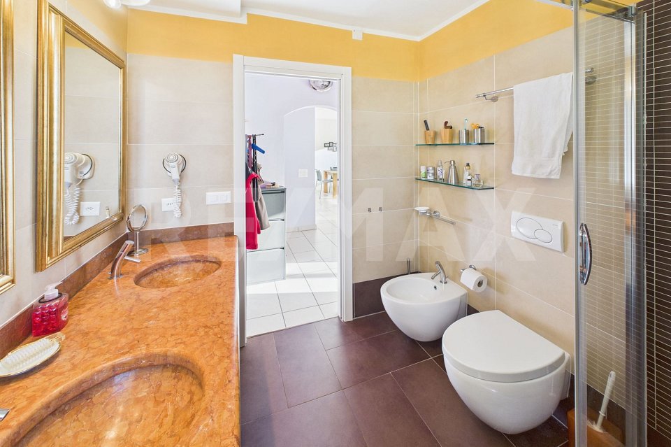 Maison 3 pièces à acheter à Monteggio - image 1/13