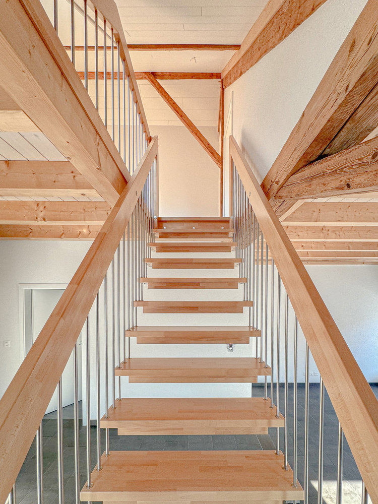 Appartement 4 pièces à acheter à Fleurier - image 1/13