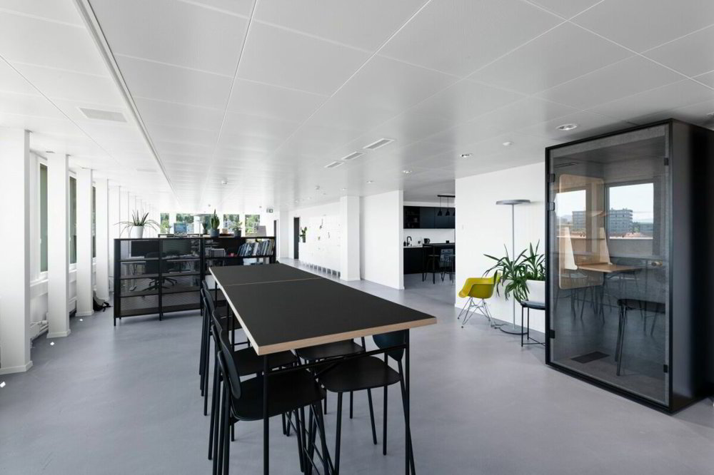 Bureau & Commerce null pièces à louer à Zurich - image 1/13