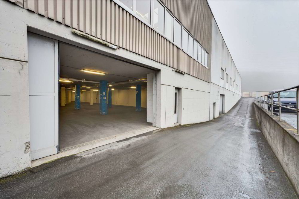 null rooms Office & Commercial for rent in Hünenberg - image 1/13