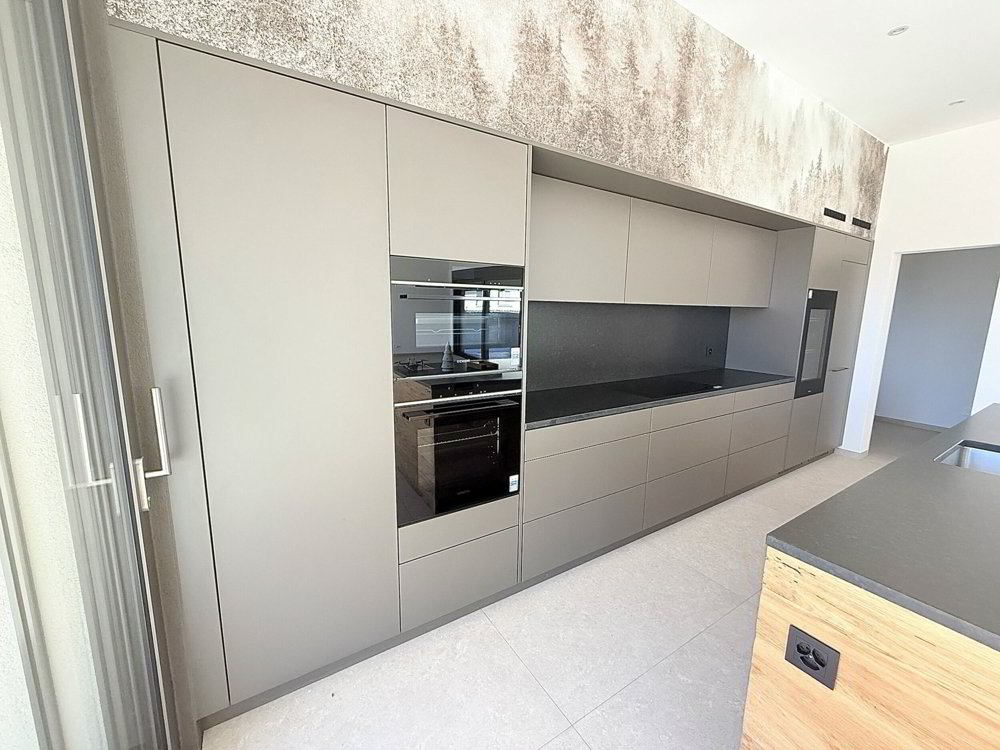 Casa di 6 locali in vendita a Montavon - immagine 1/12