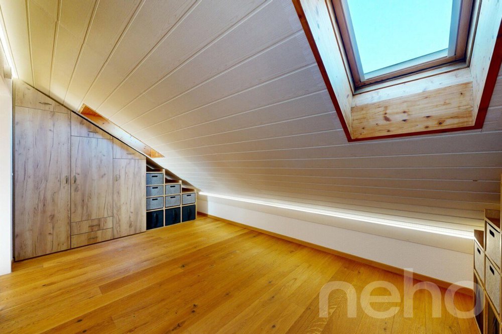 5.5 rooms House to buy in Bassersdorf - image 1/11
