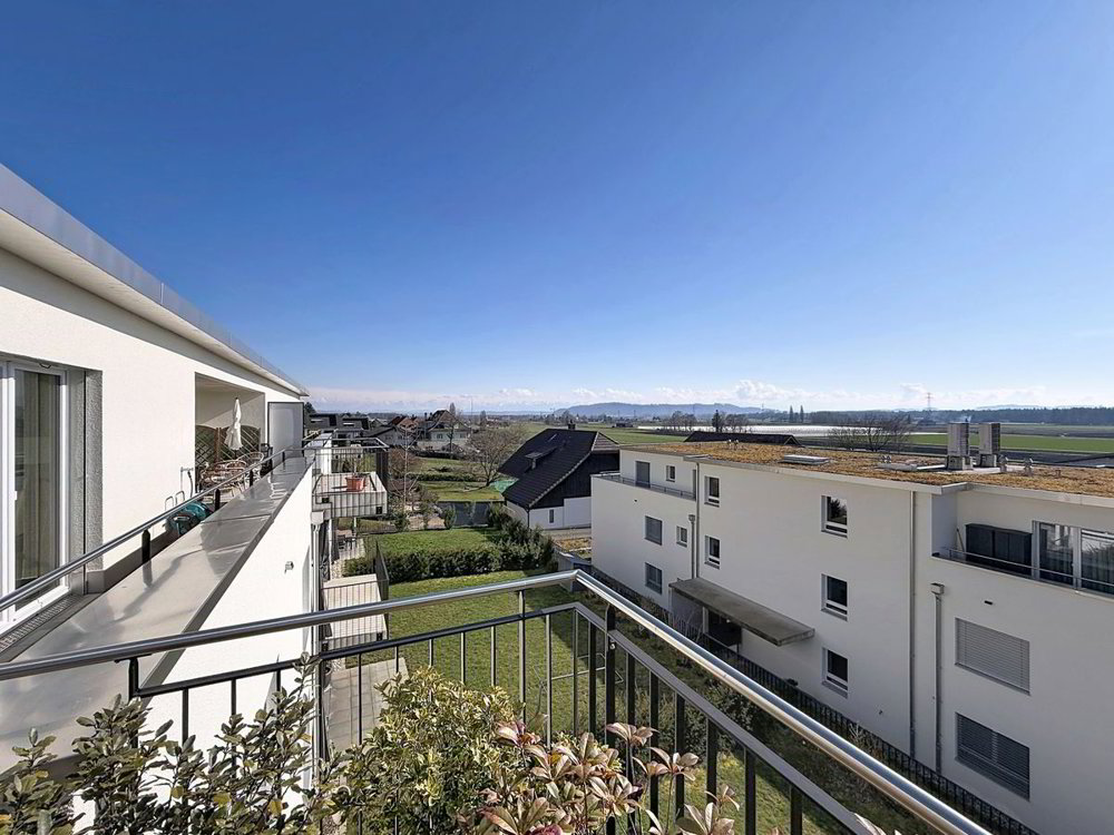 Appartamento di 4 locali in vendita a Gampelen - immagine 1/12