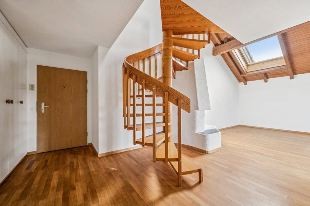 Appartement 5.5 pièces à louer à Würenlos - image 1/9