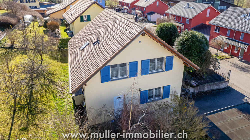 Casa di 6 locali in vendita a Ursy - immagine 1/13