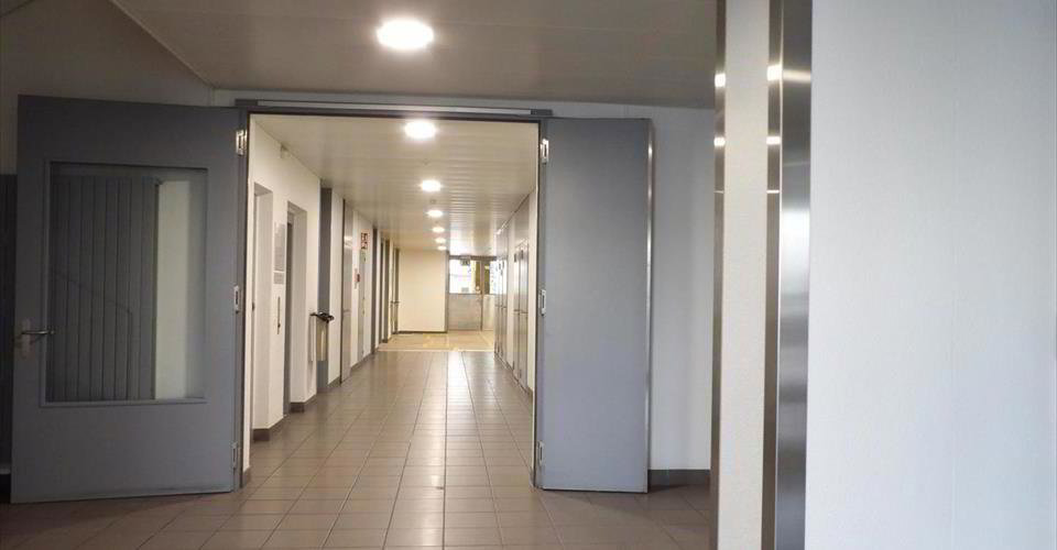 null Zimmer Büro zu vermieten in Les Acacias - Bild 1/13
