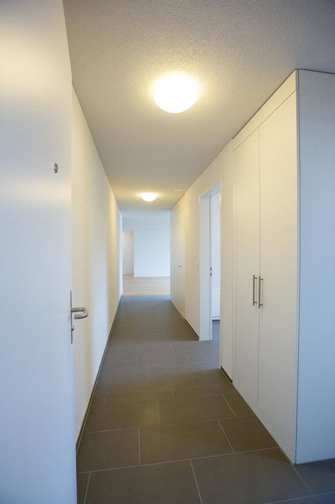 Appartamento di 3 locali in affitto a Oftringen - immagine 1/8