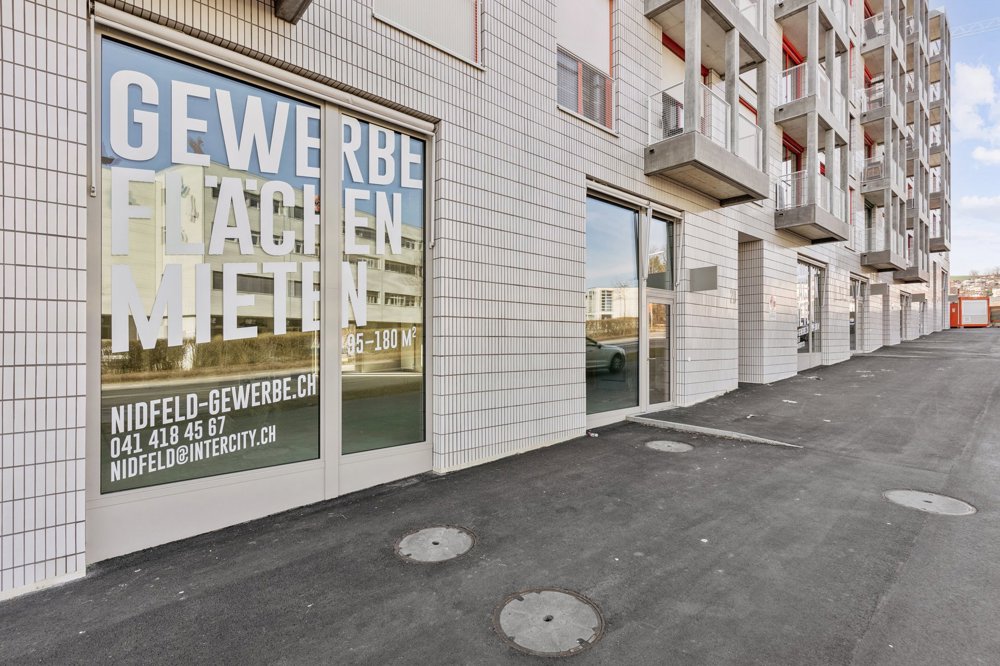 null Zimmer Büro zu vermieten in Kriens - Bild 1/3