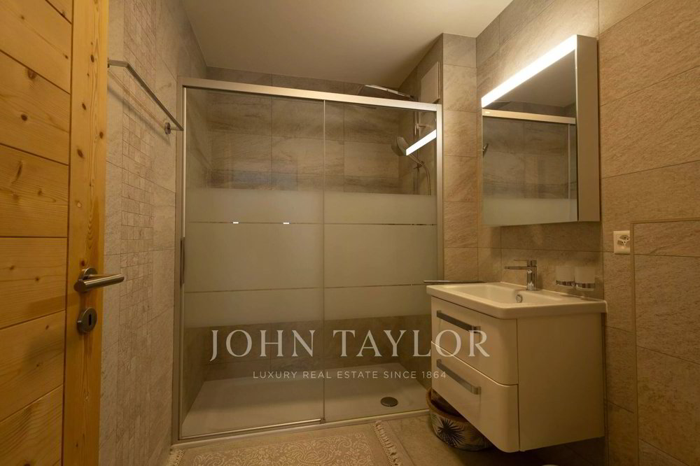 3.5 rooms Apartment to buy in Haute-Nendaz - image 1/9