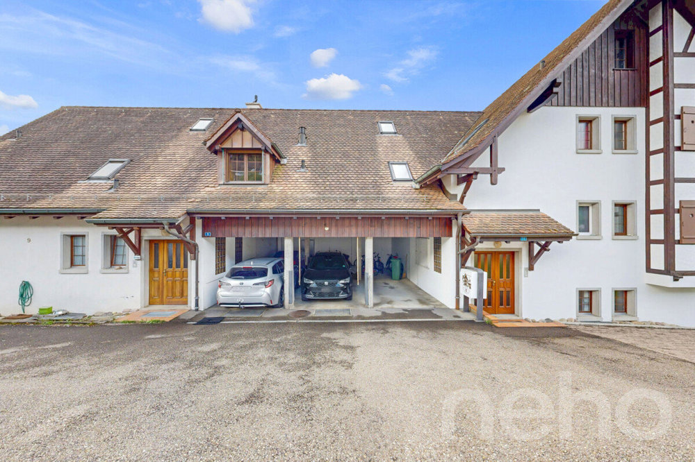 8.5 rooms House to buy in Weiach - image 1/11
