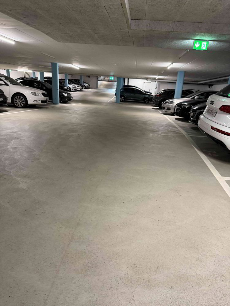 Parking, garage null pièces à louer à Staufen - image 1/3