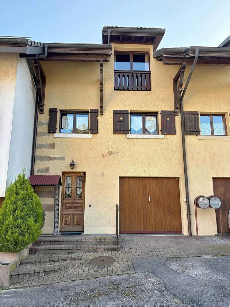 Casa di 5 locali in vendita a Eysins - immagine 1/13