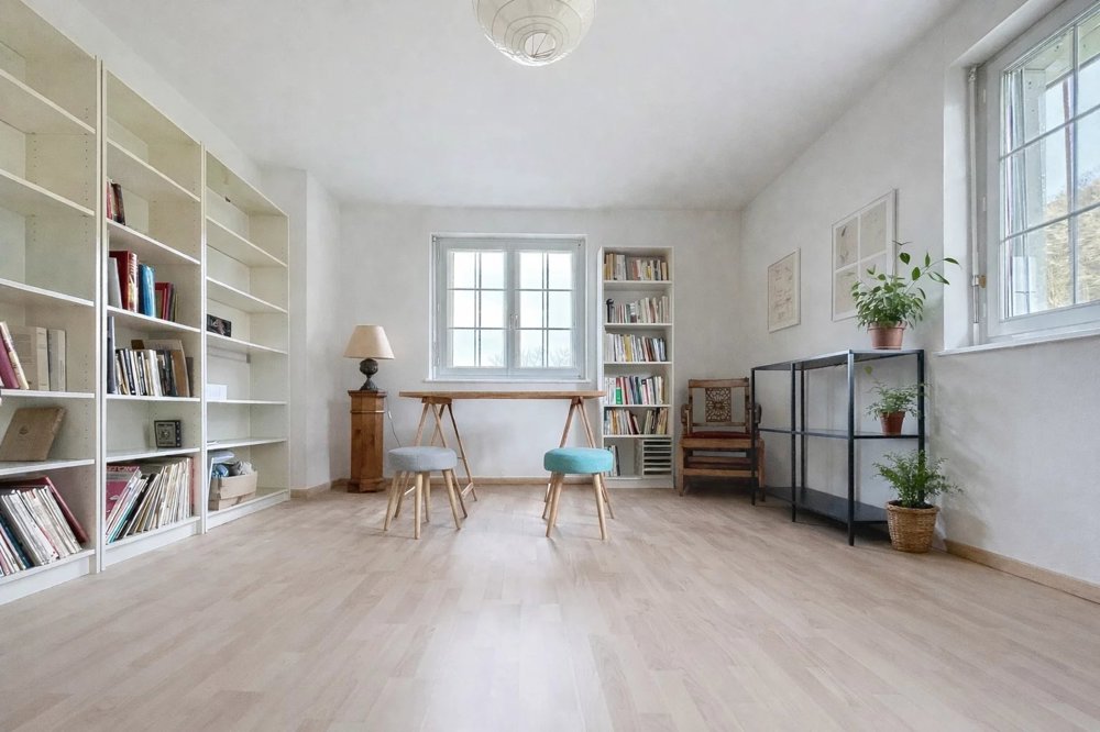 Casa di 9 locali in vendita a Payerne - immagine 1/13