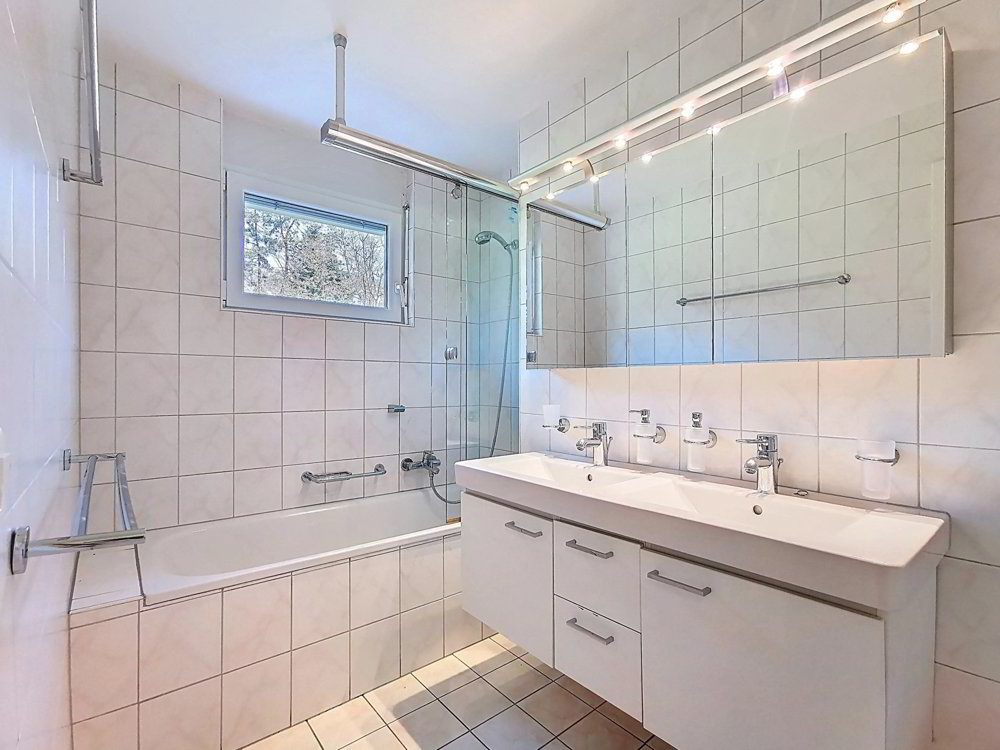 4 rooms Apartment to buy in Clarens - image 1/6