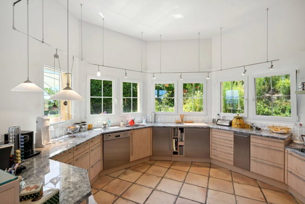 11 rooms House to buy in Bellerive VD - image 1/13
