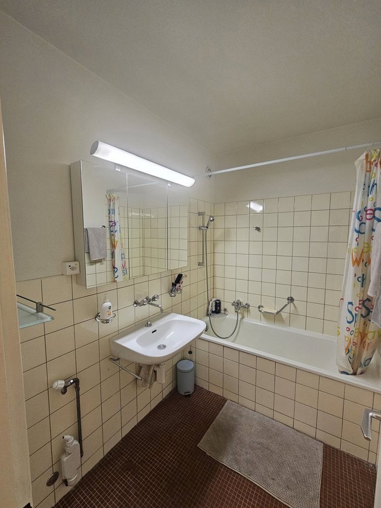4 Zimmer Wohnung zu vermieten in Prilly - Bild 1/3