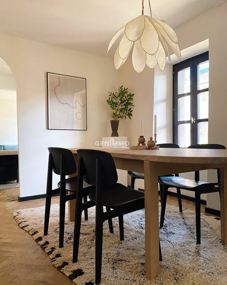 Casa di 8 locali in vendita a Hermance - immagine 1/7