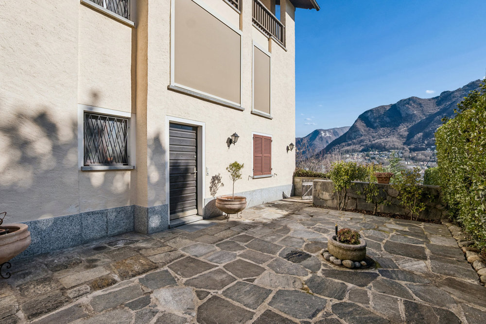Casa di 7 locali in vendita a Montagnola - immagine 1/11