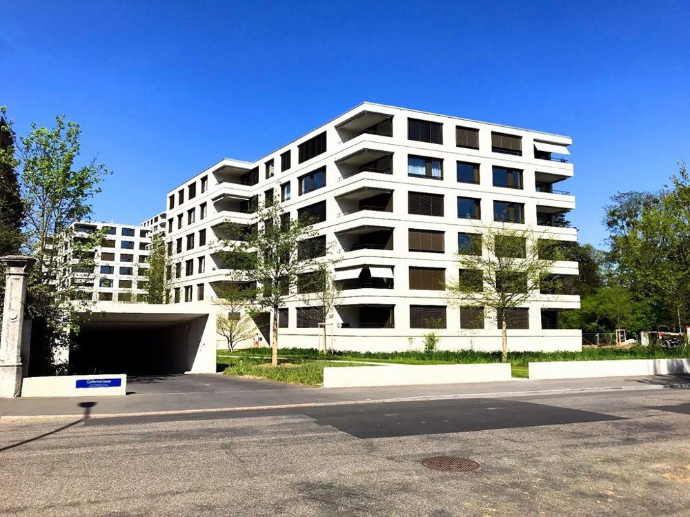 null rooms Car park, garage for rent in Basel - image 1/2