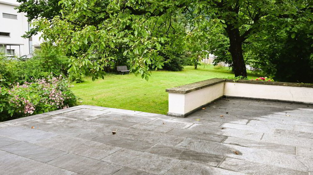 9 rooms House to buy in Netstal - image 1/20