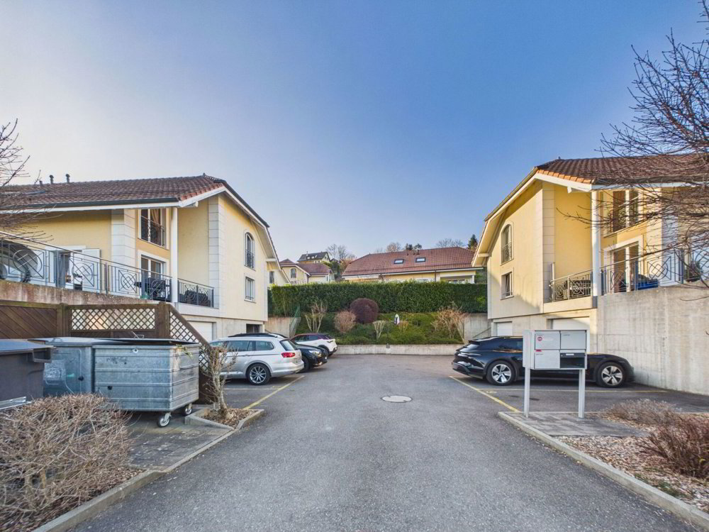 5.5 rooms House to buy in Grandson - image 1/17