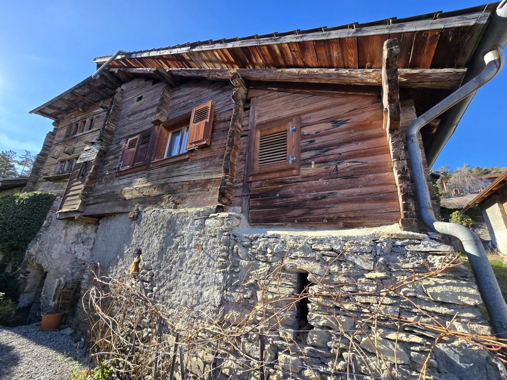 Maison null pièces à acheter à Venthône - image 1/1
