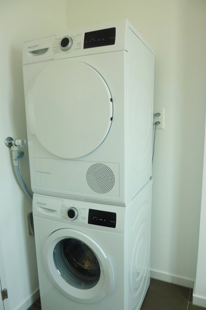4 rooms Apartment for rent in Embrach - image 1/9