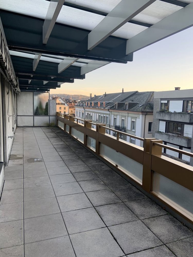 Appartamento di 2.5 locali in affitto a Bienne - immagine 1/6