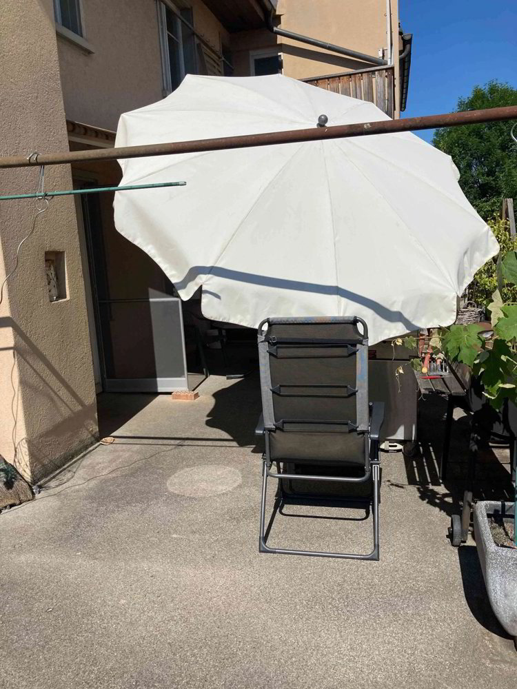 3 rooms House to buy in Lausen - image 1/7