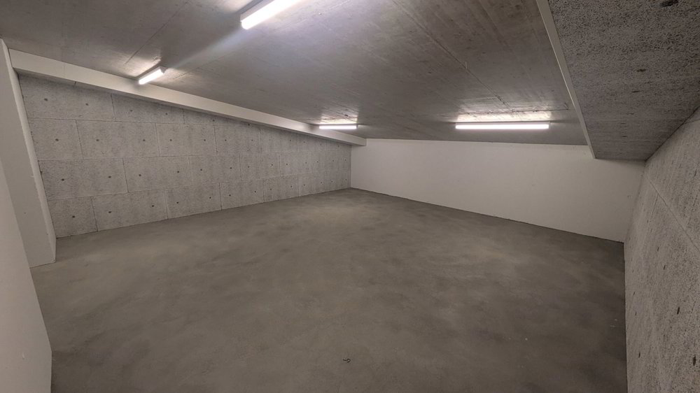 Entrepôt en location à Regensdorf - 83 m² - Mehr