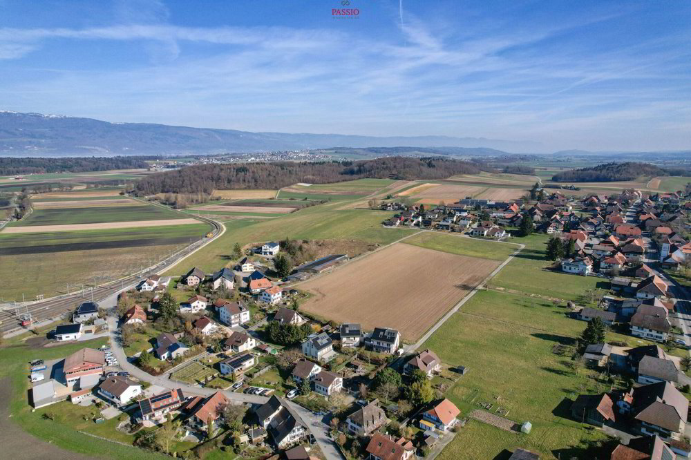 Maison 7.5 pièces à acheter à Siselen BE - image 1/31